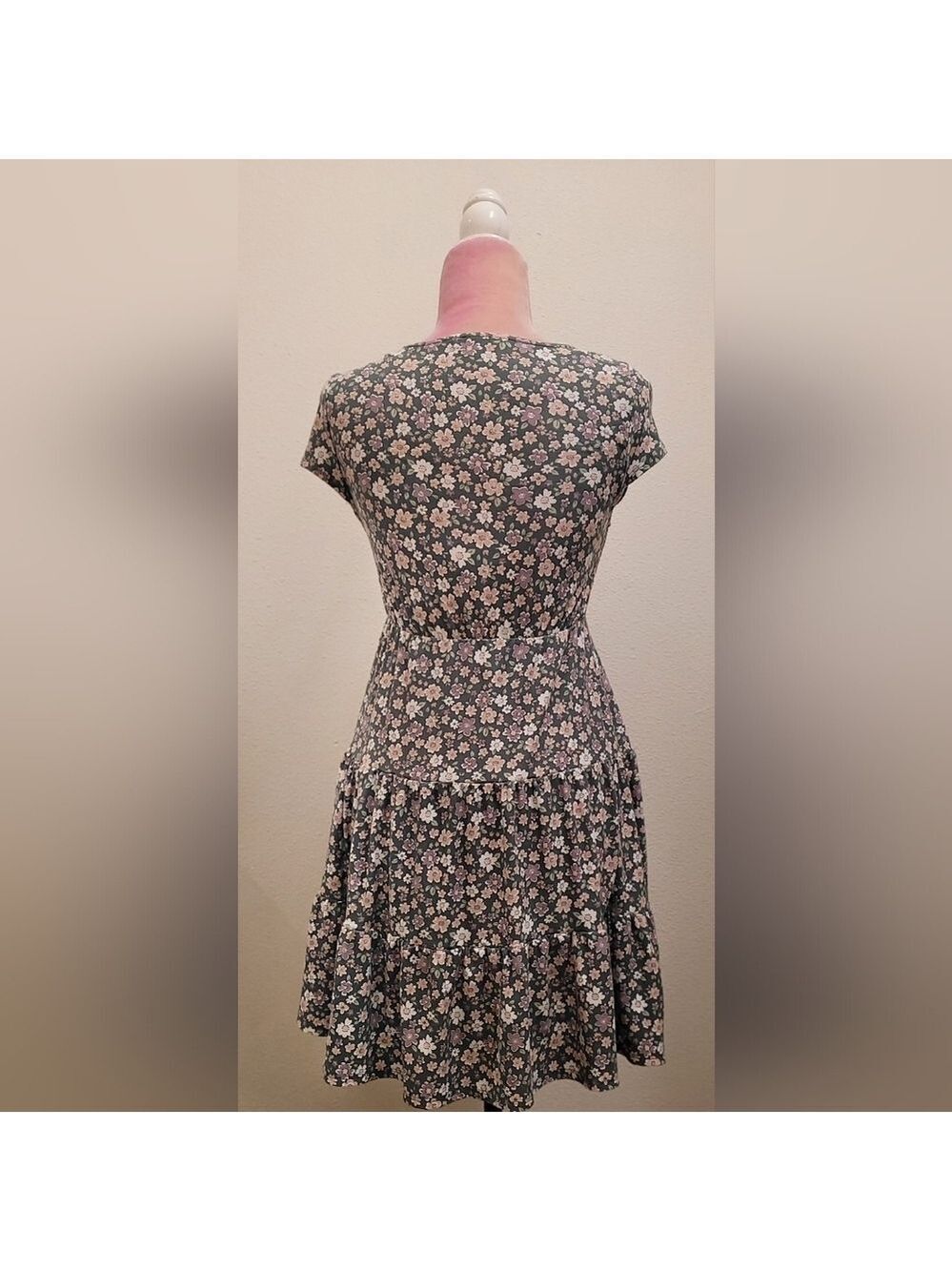 Derek Heart Pastel Floral Dress - Picture 2 of 8